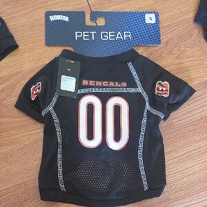 NFL Cincinnati Bengals Dog Jersey Small Tshirt Pet Gear Logo NWT Offical